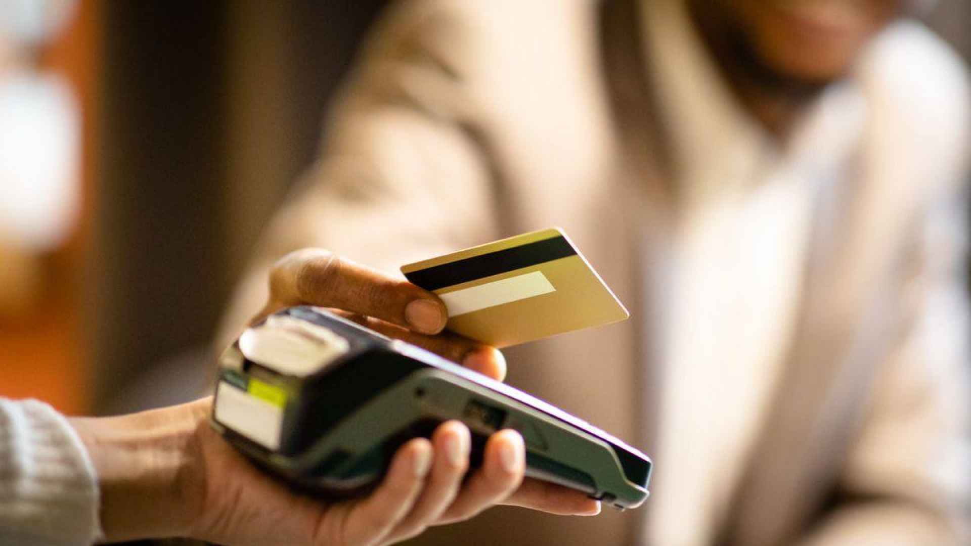 Газпромбанк прекращает выпуск карт UnionPay - Что это значит для клиентов?